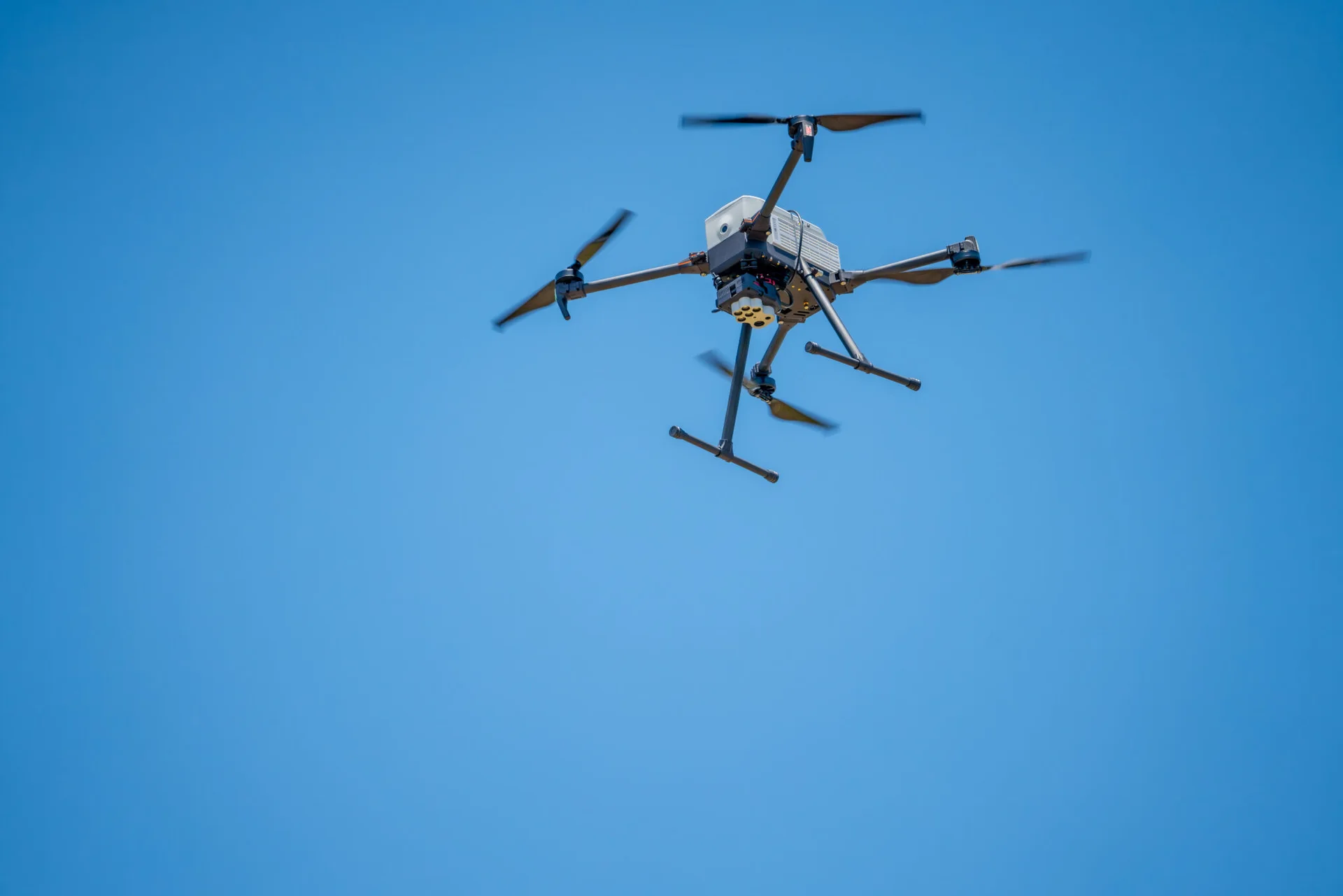 IF800+MicaSense Altum-PT drone